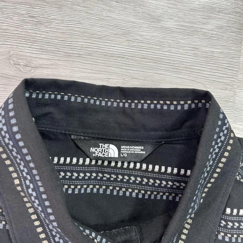 The North Face Shirt Mens Large Black‎ Stripe Long Sleeve Button Up Casual